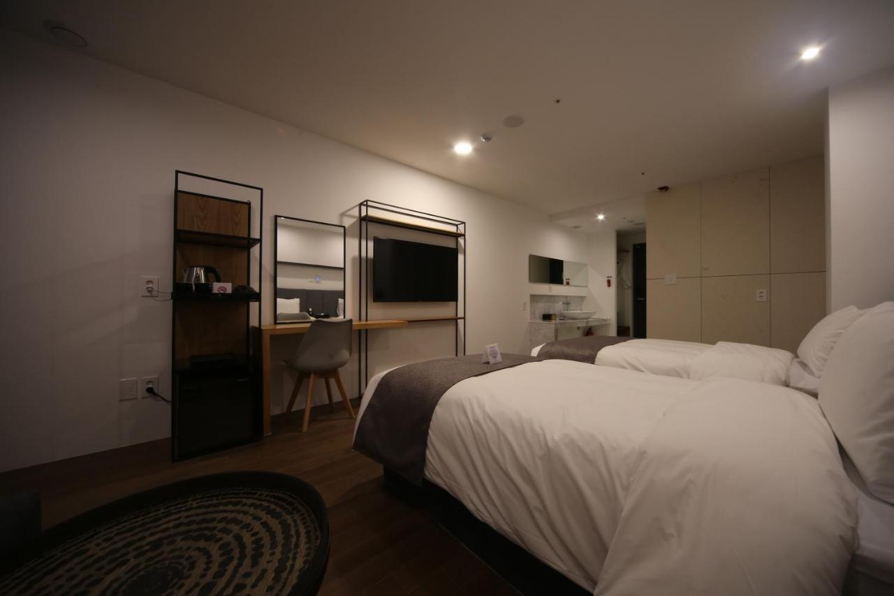 Hotel Noblestay Тэгу Экстерьер фото