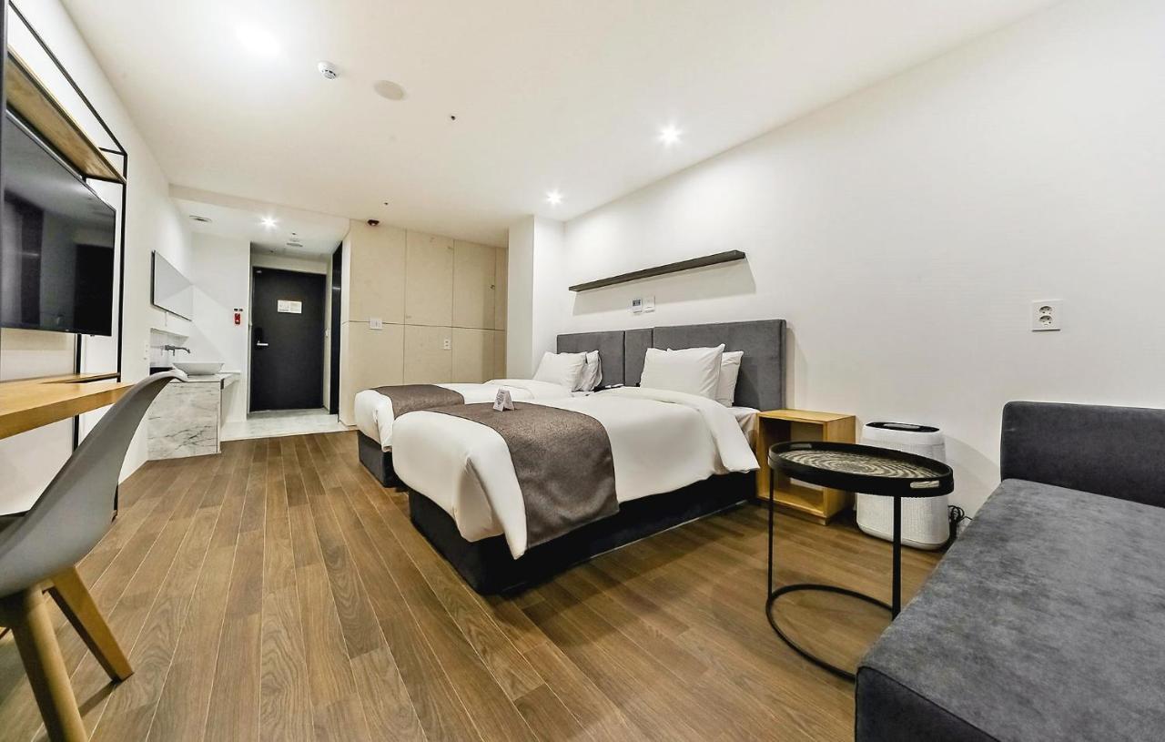 Hotel Noblestay Тэгу Экстерьер фото